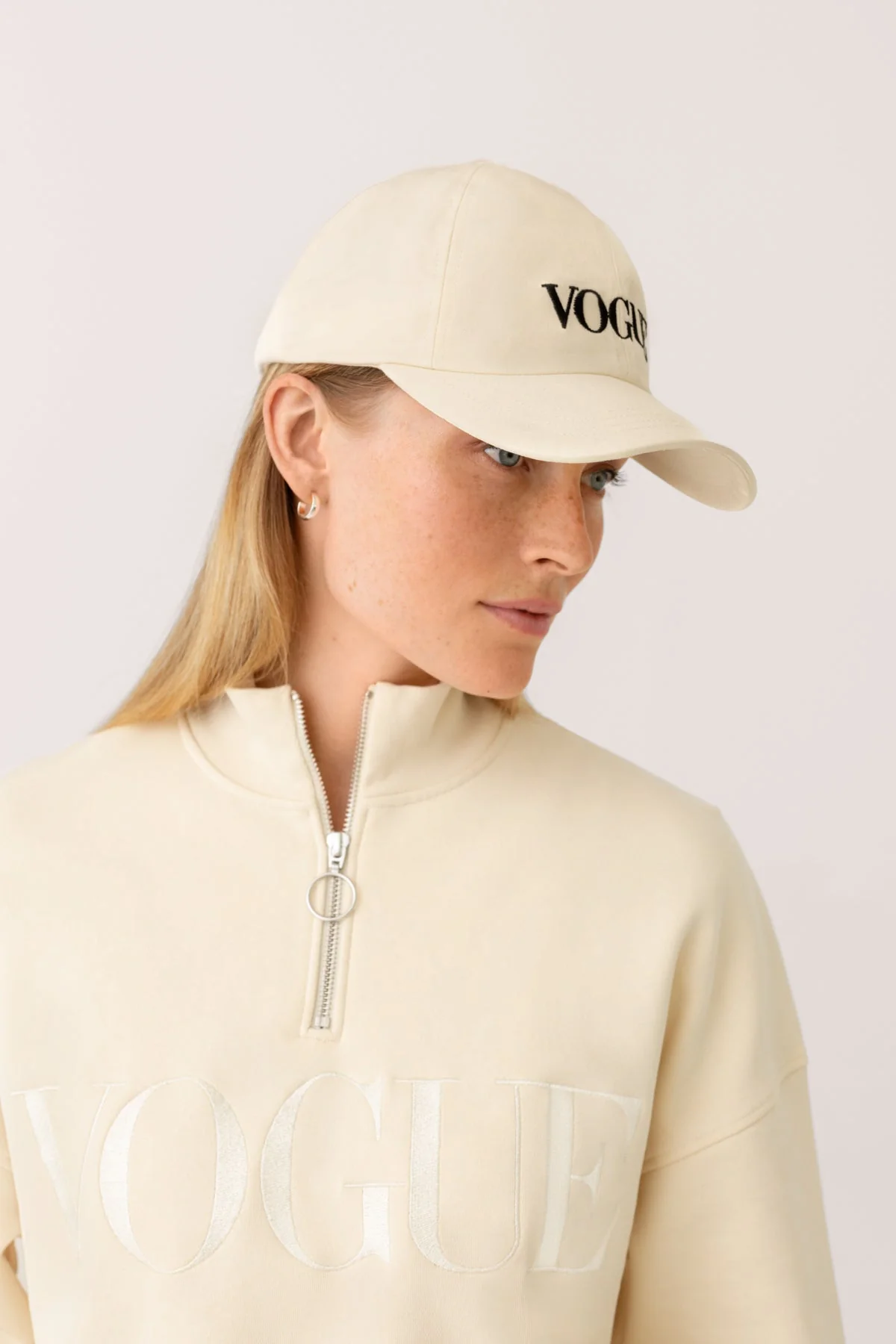 VOGUE Cap Cream Embroidered Logo - Image 3
