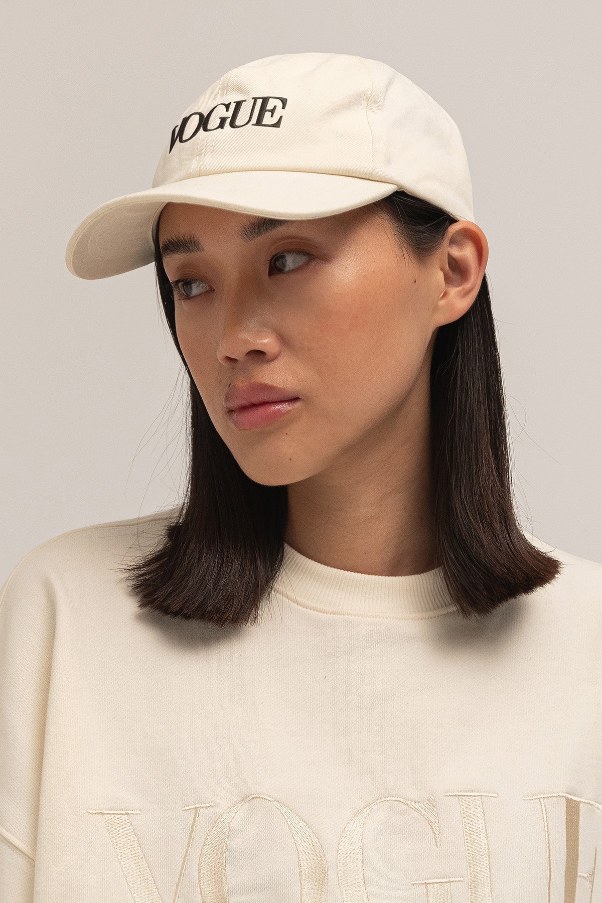 VOGUE Cap Cream Embroidered Logo - Image 4