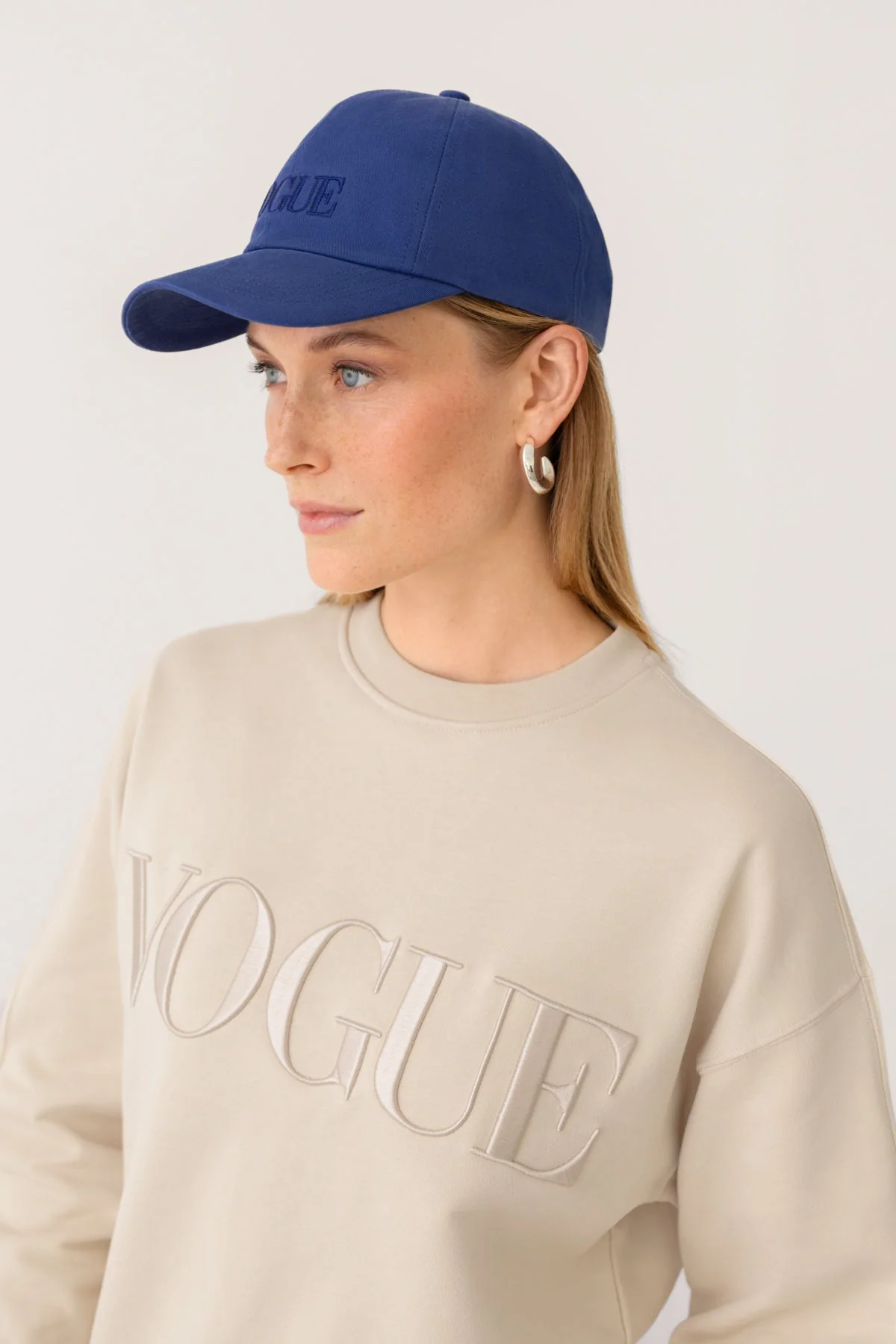 VOGUE Cap Dark Blue Embroidered Logo - Image 3