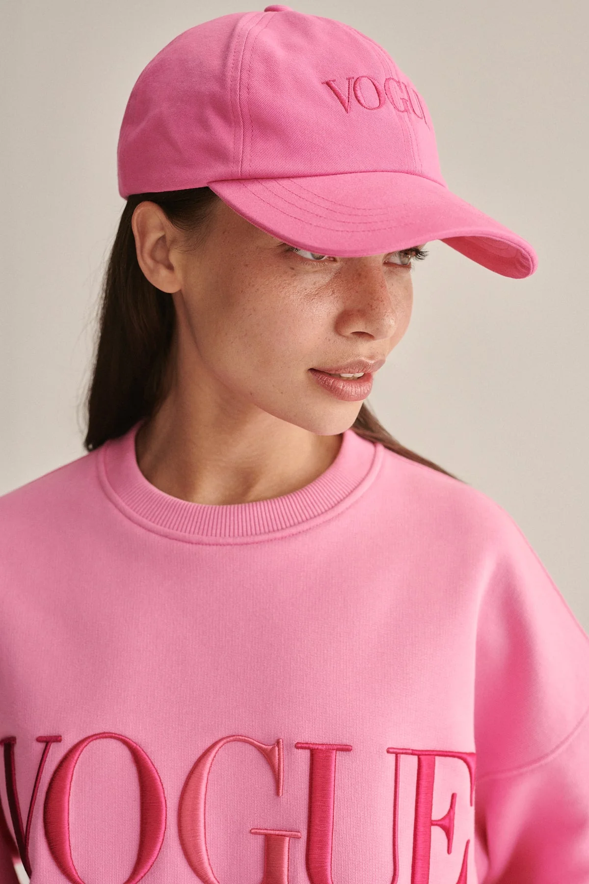 VOGUE Cap Pink Embroidered Logo - Image 3
