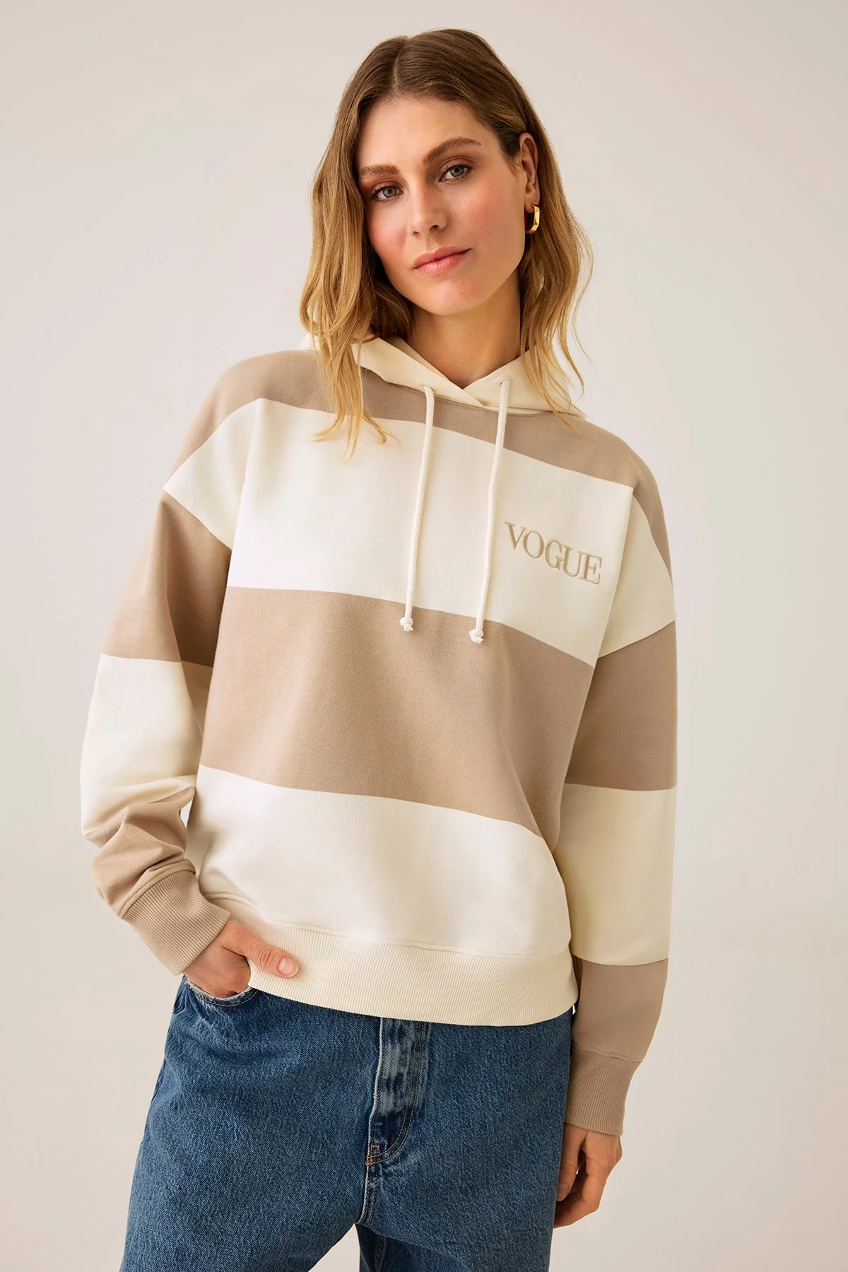 VOGUE Oversized Hoodie Beige Bold Stripes - Image 4