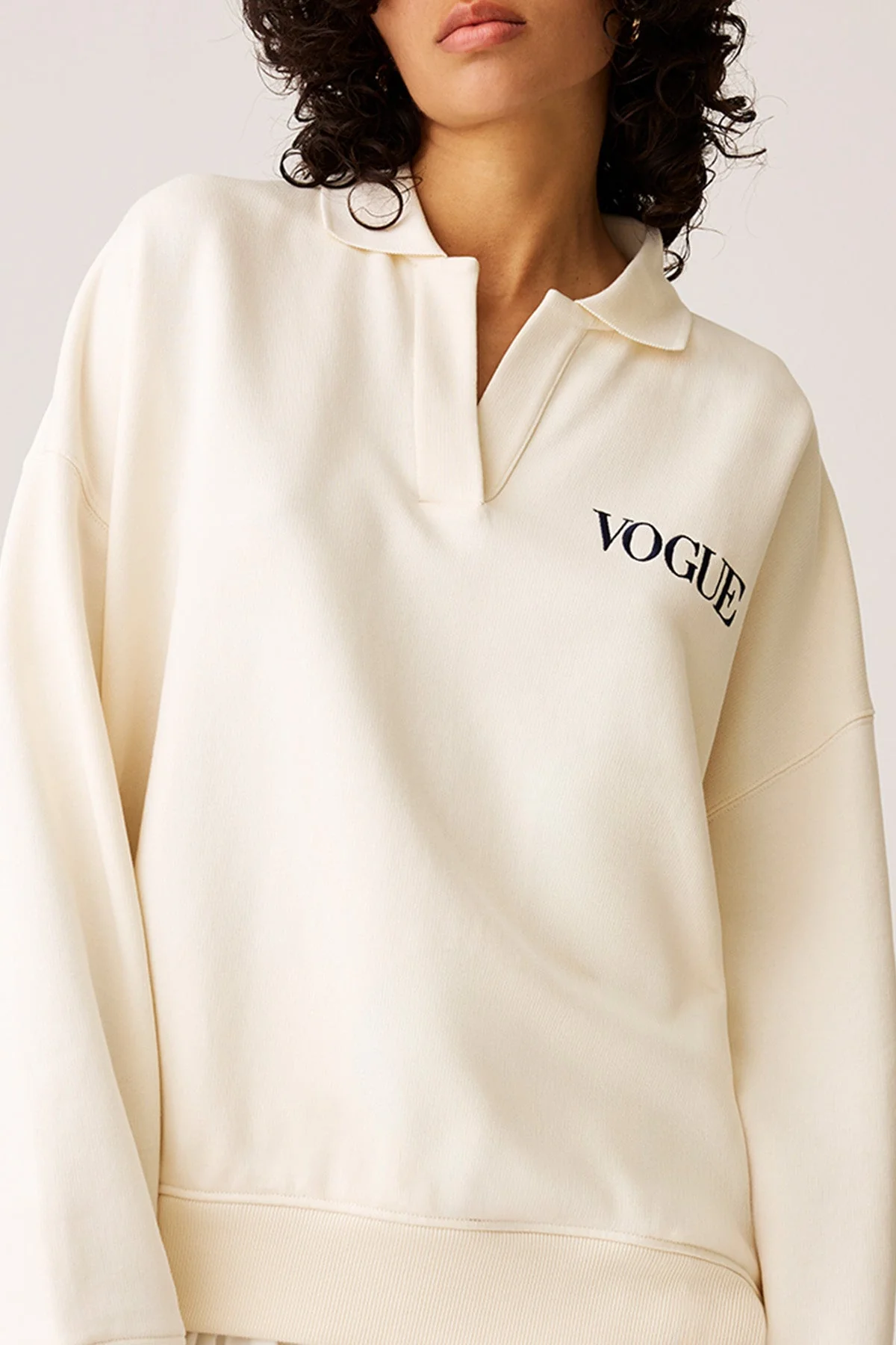 VOGUE Polo Sweatshirt Cream Embroidered Logo - Image 3