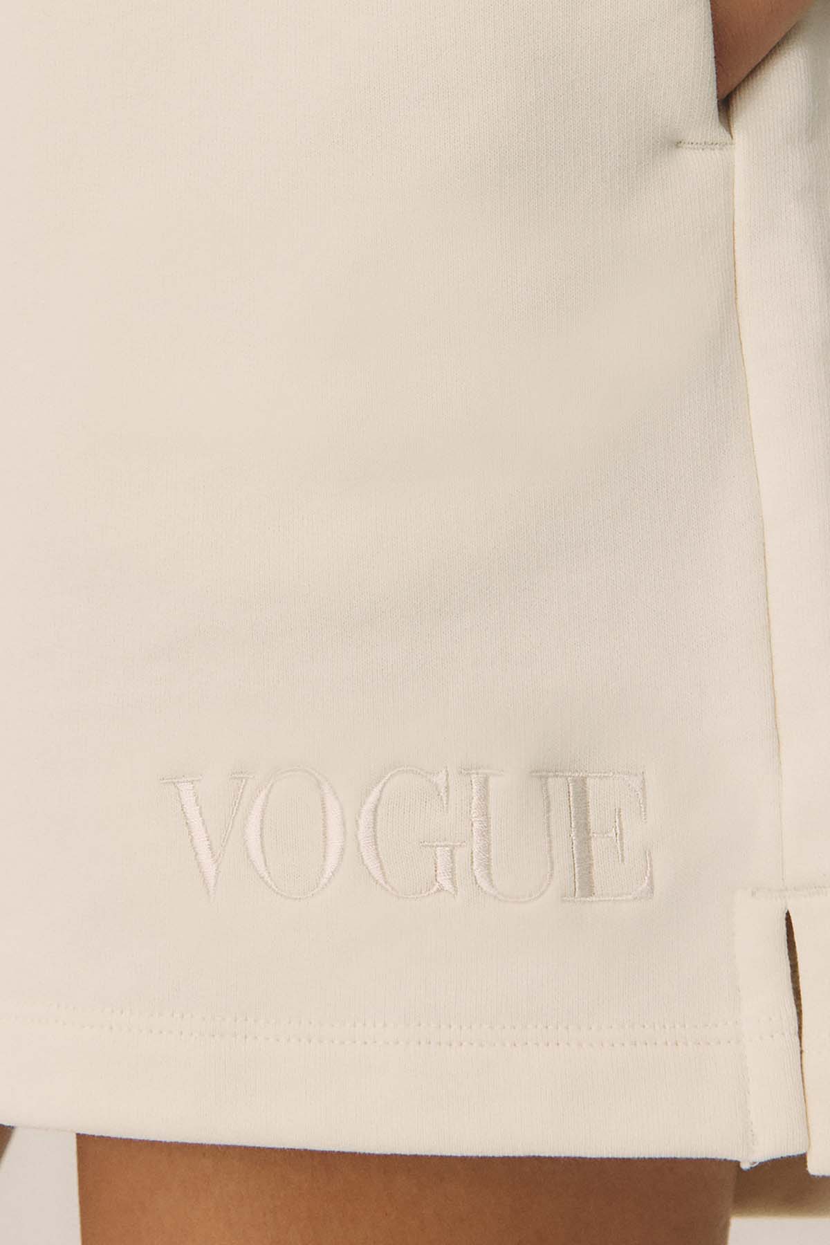 VOGUE Shorts Cream Embroidered Tonal Logo - Image 3