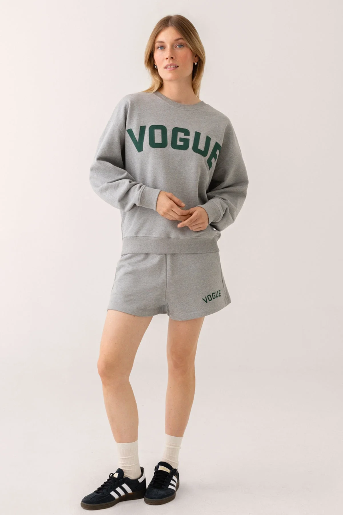 VOGUE Sweatshirt Gray College Logo Patch - Image 5