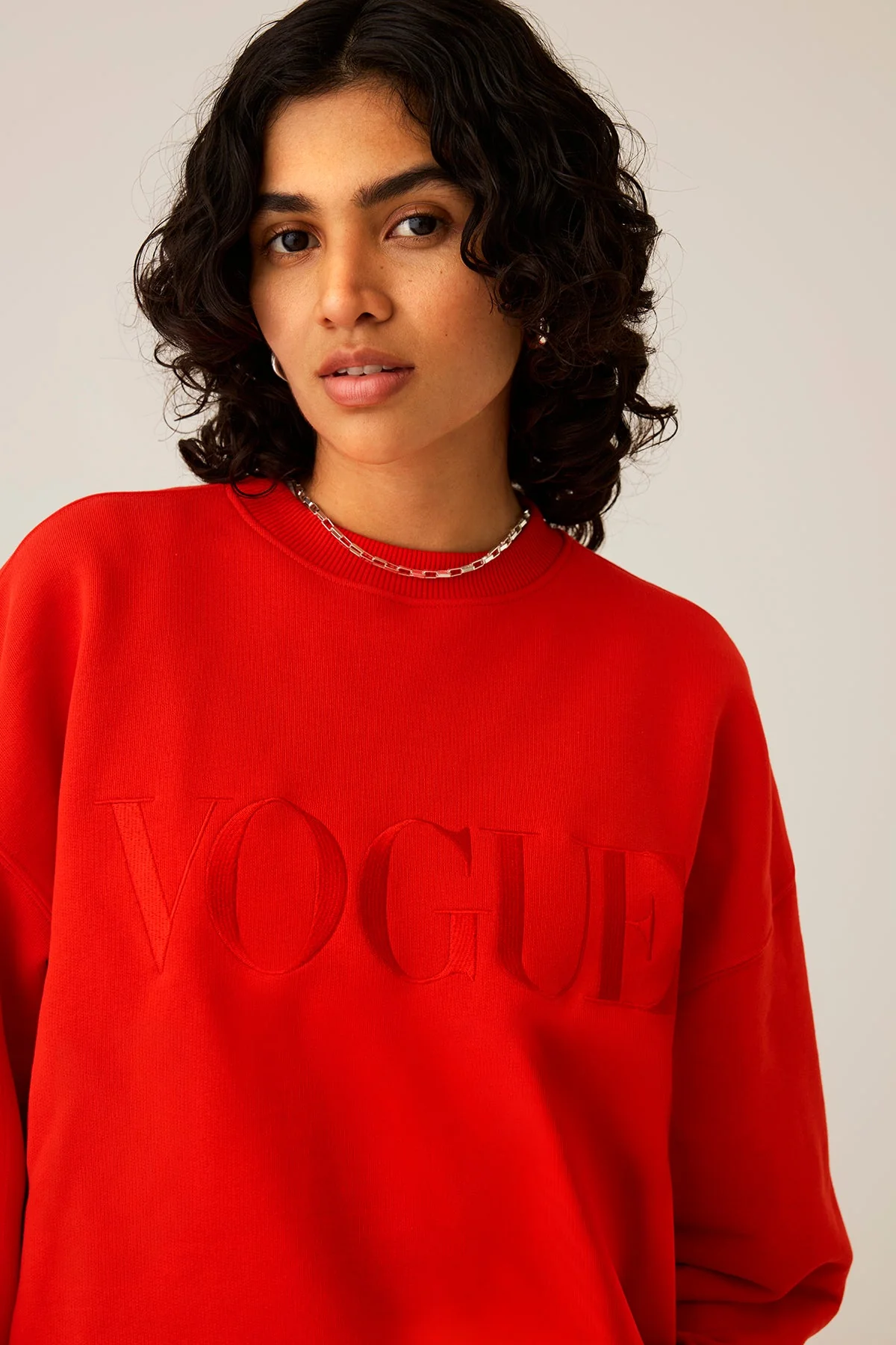 VOGUE Sweatshirt Red Embroidered Logo - Image 3