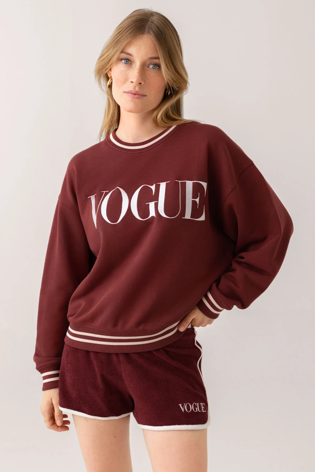 VOGUE Terry Shorts Bordeaux Embroidered Logo - Image 3